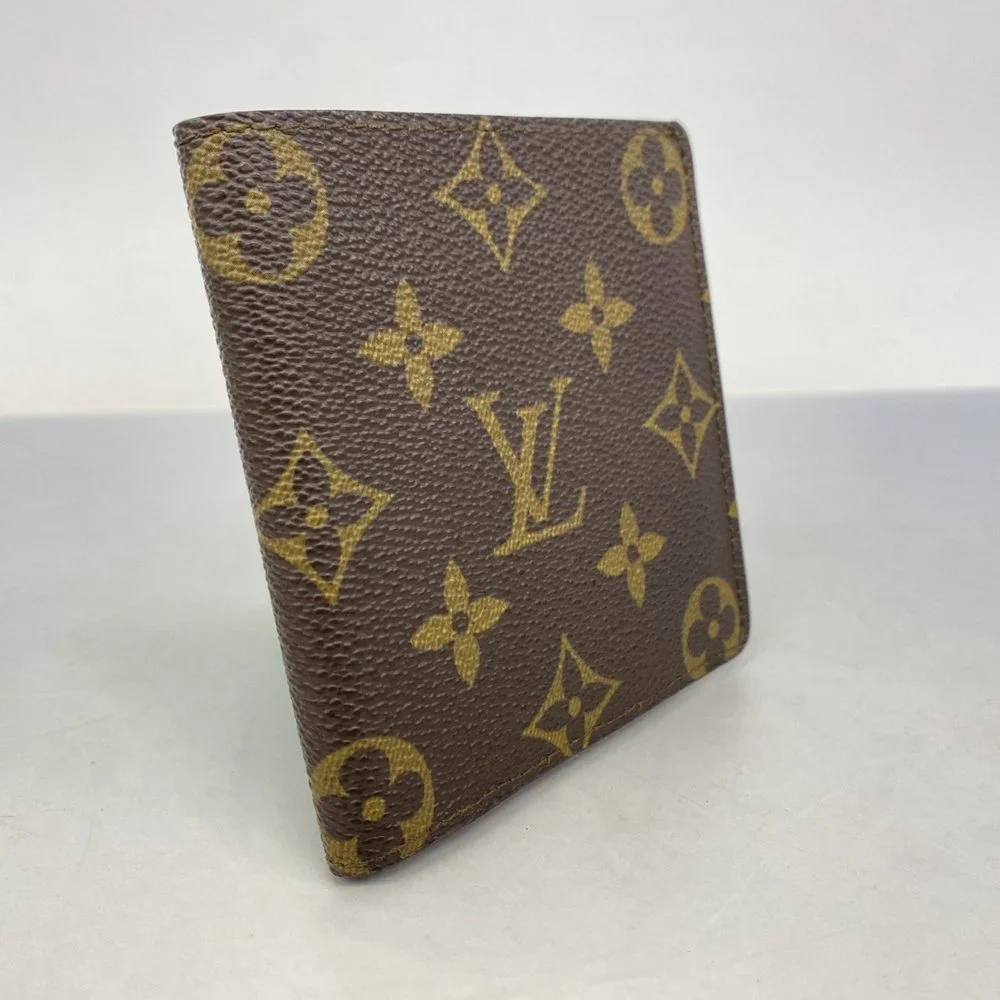 Louis Vuitton classic louis